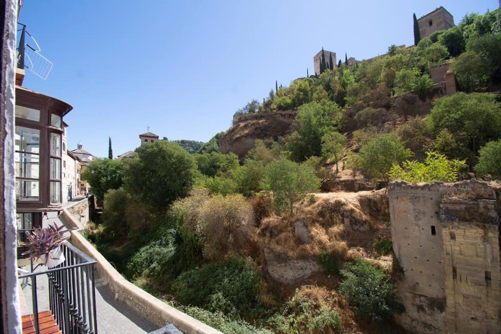 Alhambra Enamora 1 -Paseo De Los Tristes View 1 -C Granada Exterior photo